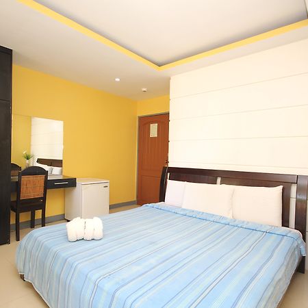 Bamboo Beach Resort & Restaurant Manoc-Manoc Εξωτερικό φωτογραφία