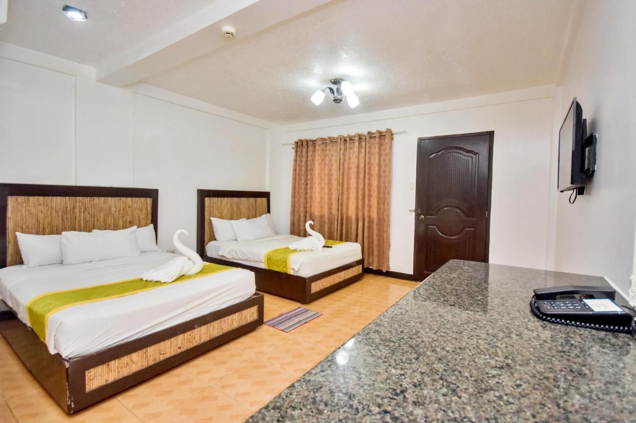 Bamboo Beach Resort & Restaurant Manoc-Manoc Εξωτερικό φωτογραφία