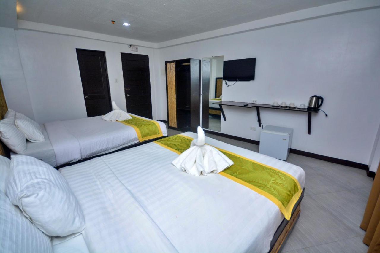Bamboo Beach Resort & Restaurant Manoc-Manoc Εξωτερικό φωτογραφία