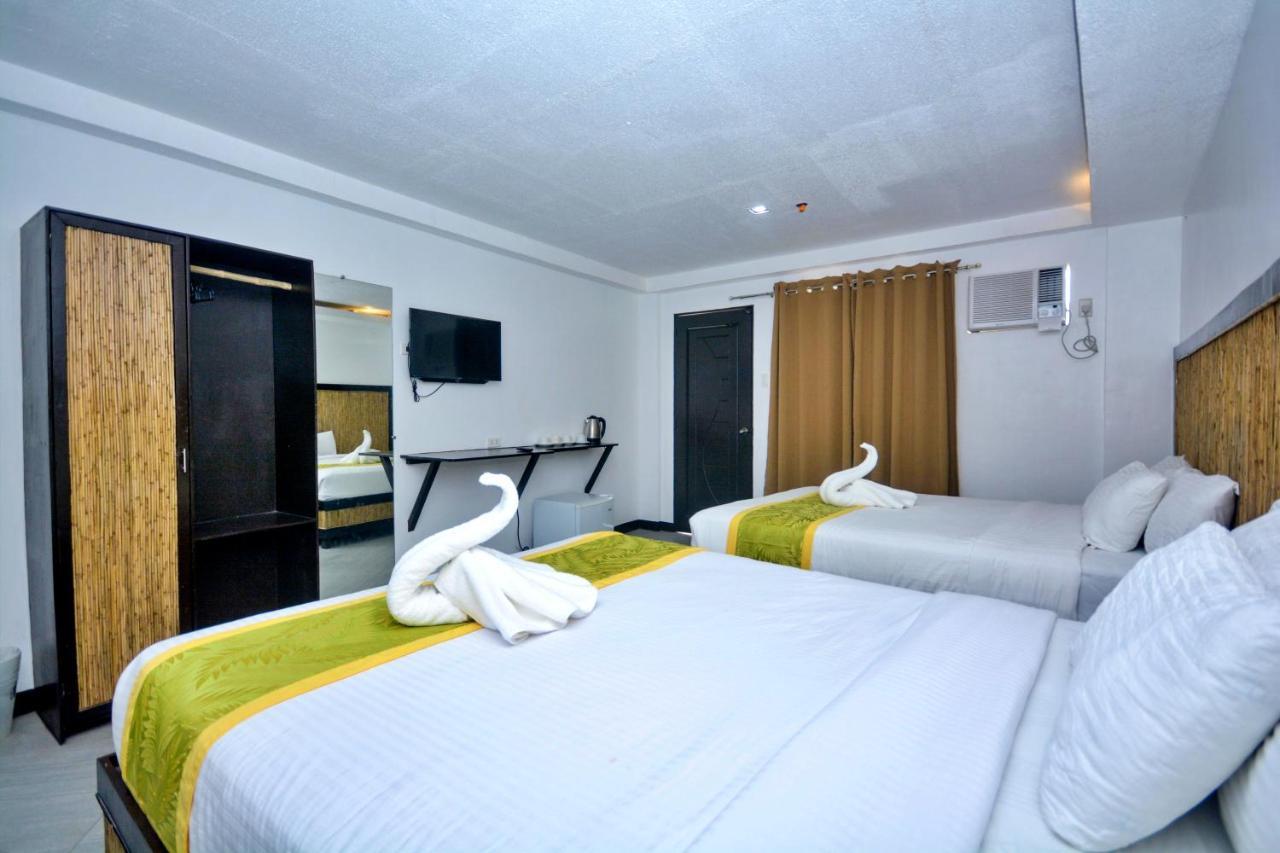 Bamboo Beach Resort & Restaurant Manoc-Manoc Εξωτερικό φωτογραφία
