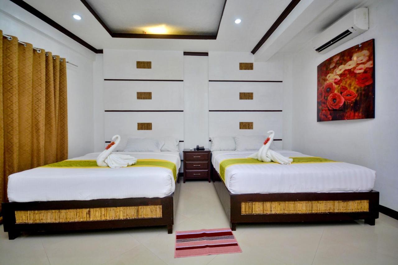Bamboo Beach Resort & Restaurant Manoc-Manoc Εξωτερικό φωτογραφία