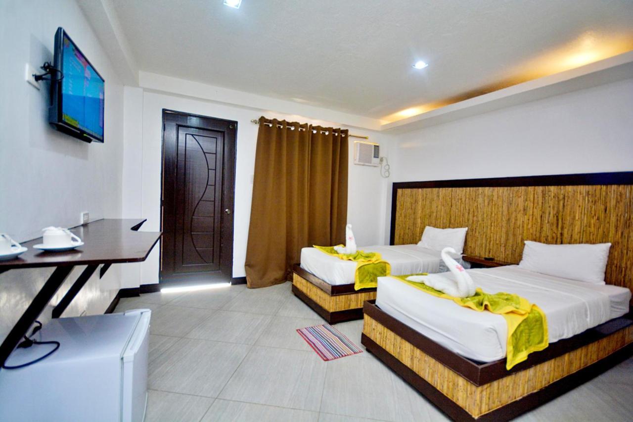 Bamboo Beach Resort & Restaurant Manoc-Manoc Εξωτερικό φωτογραφία