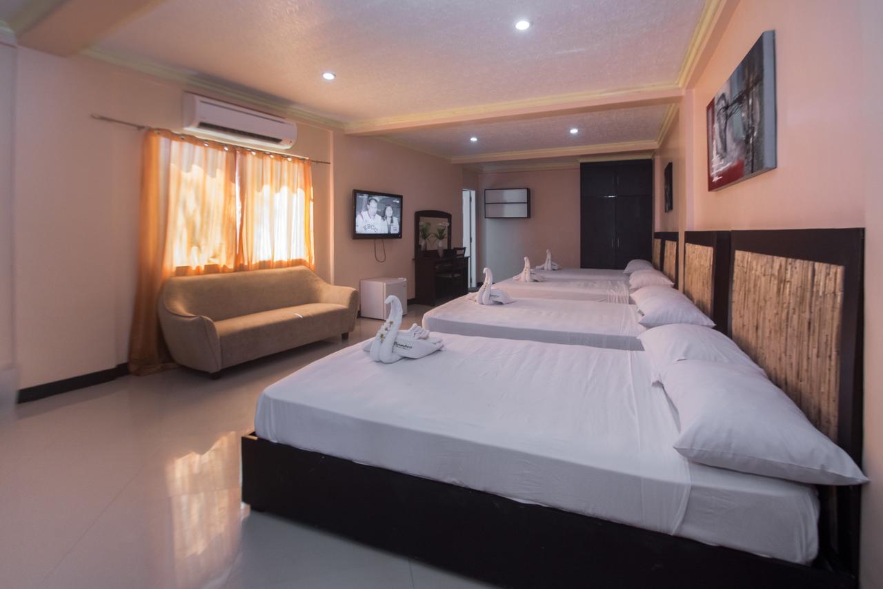 Bamboo Beach Resort & Restaurant Manoc-Manoc Εξωτερικό φωτογραφία