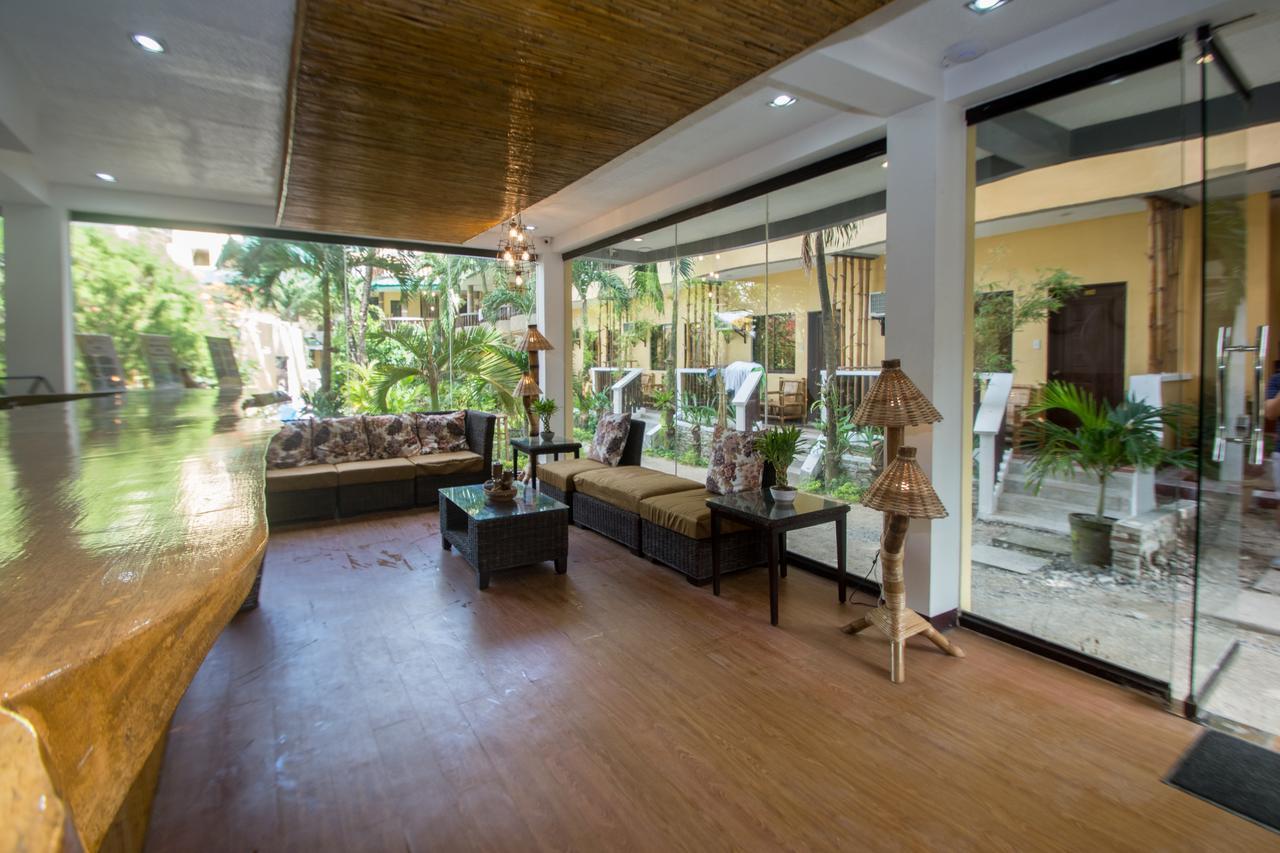 Bamboo Beach Resort & Restaurant Manoc-Manoc Εξωτερικό φωτογραφία